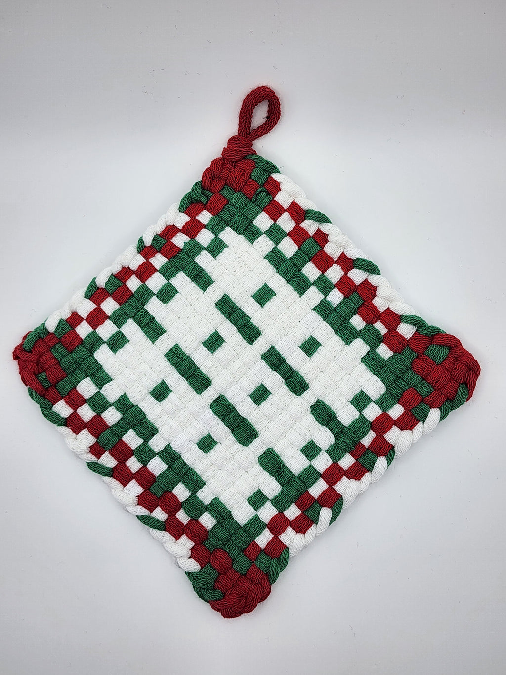 Potholder Pair - White Christmas Pattern