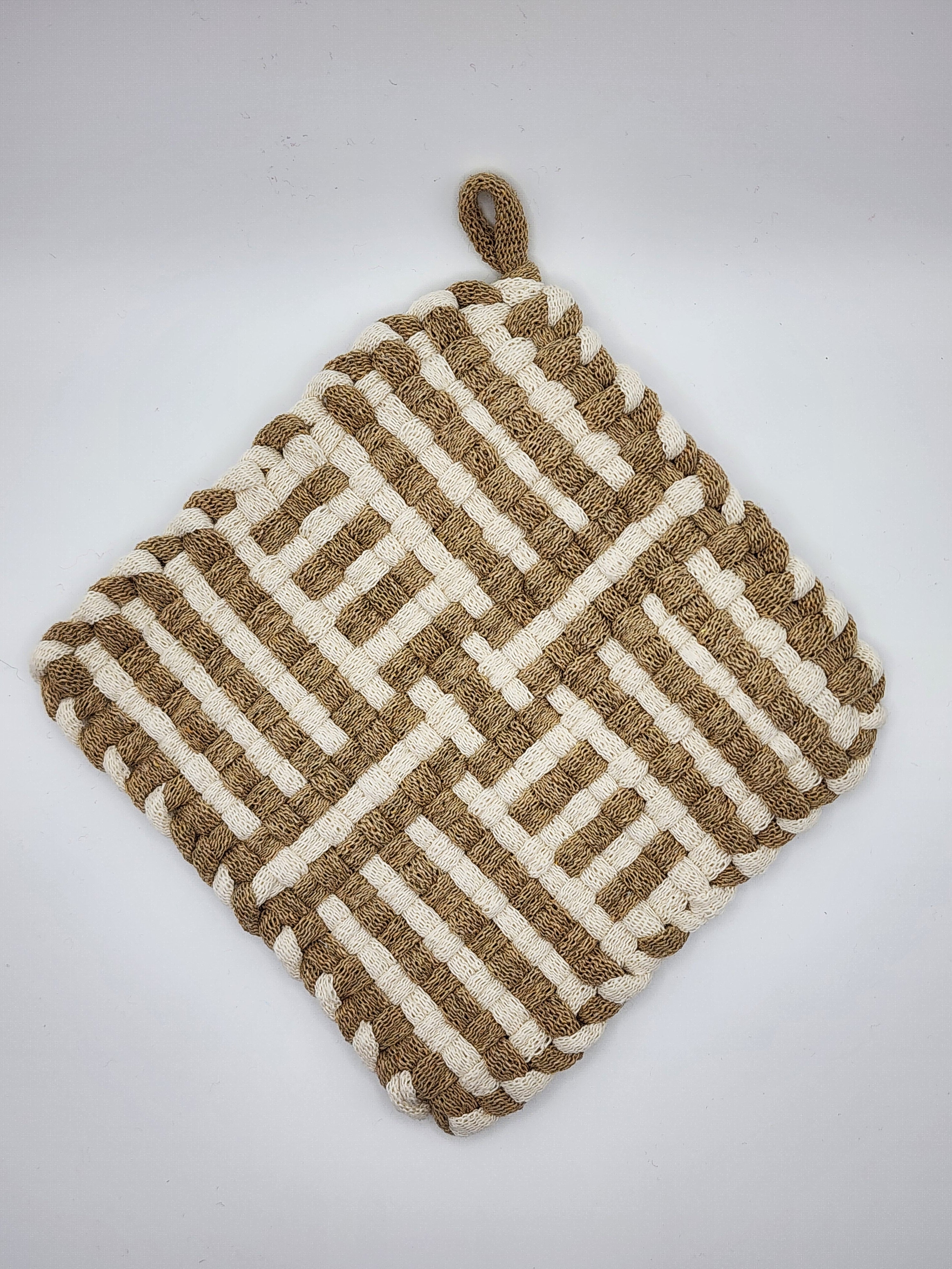 Potholder Pair - Football Laces Pattern in Beige and Cream