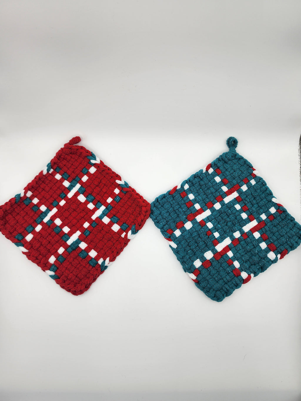 Potholder Pair - Tik Tac Ho Ho Ho in Red and Green