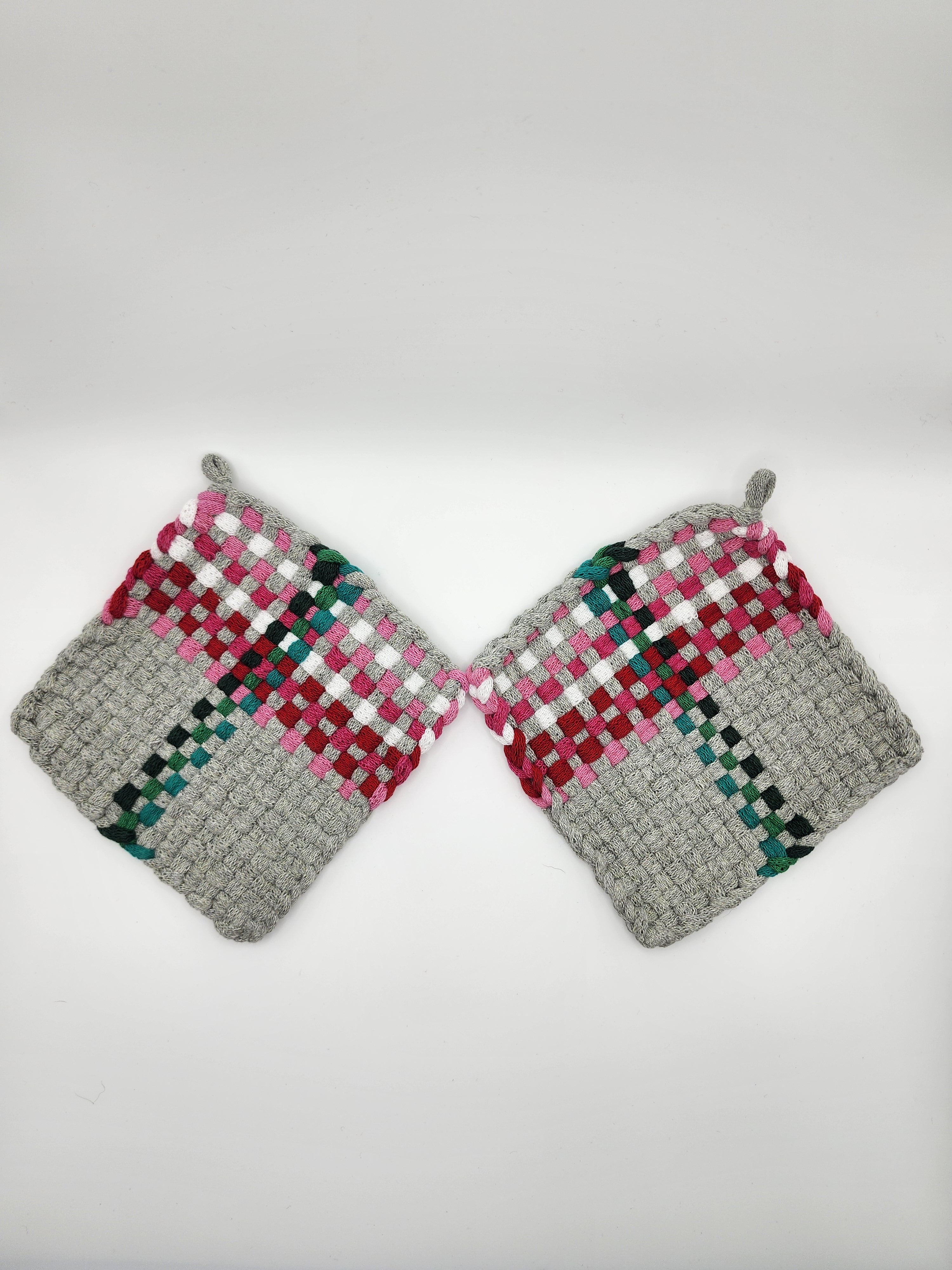 Potholder Pair - Rose Sweater Dress Pattern in Gray