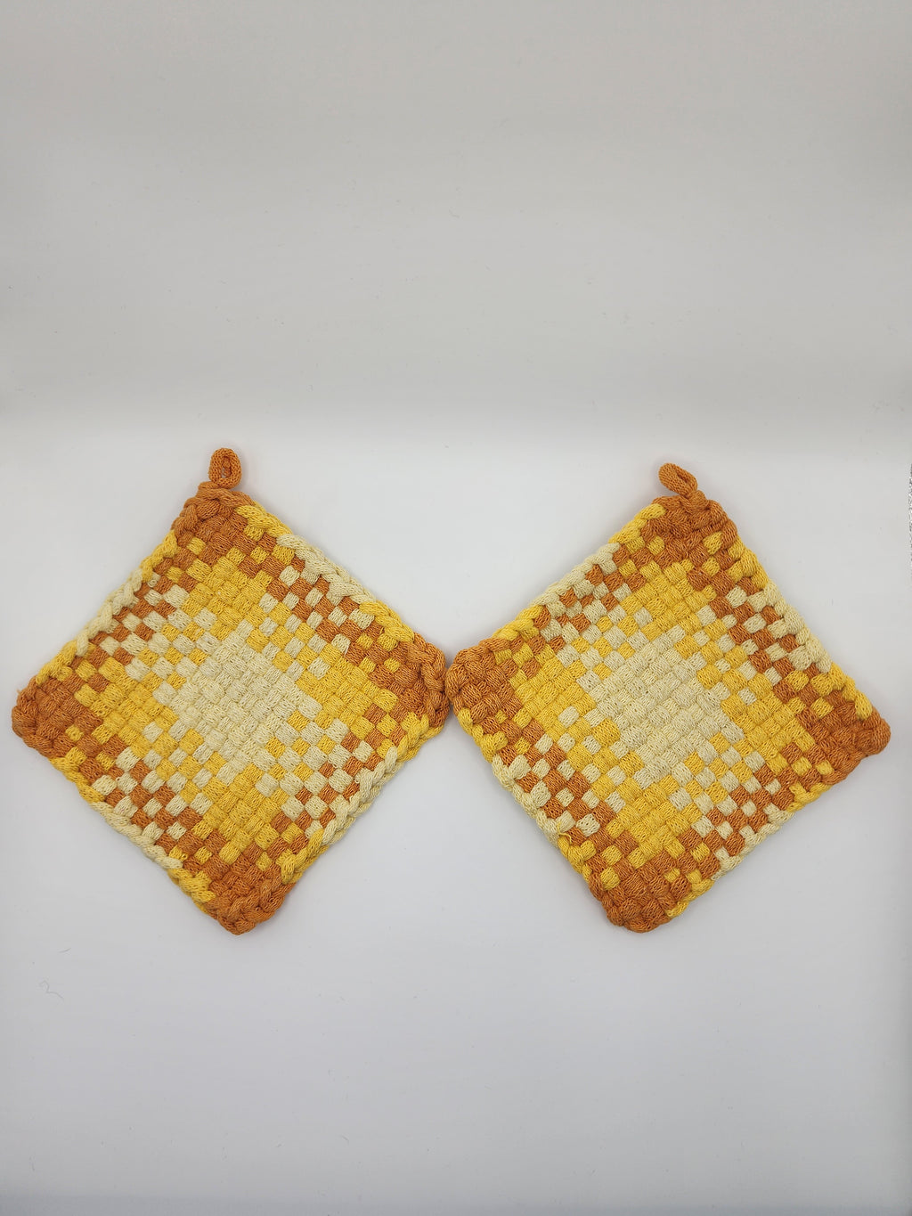 Potholder Pair - Outburst Pattern in Yellow