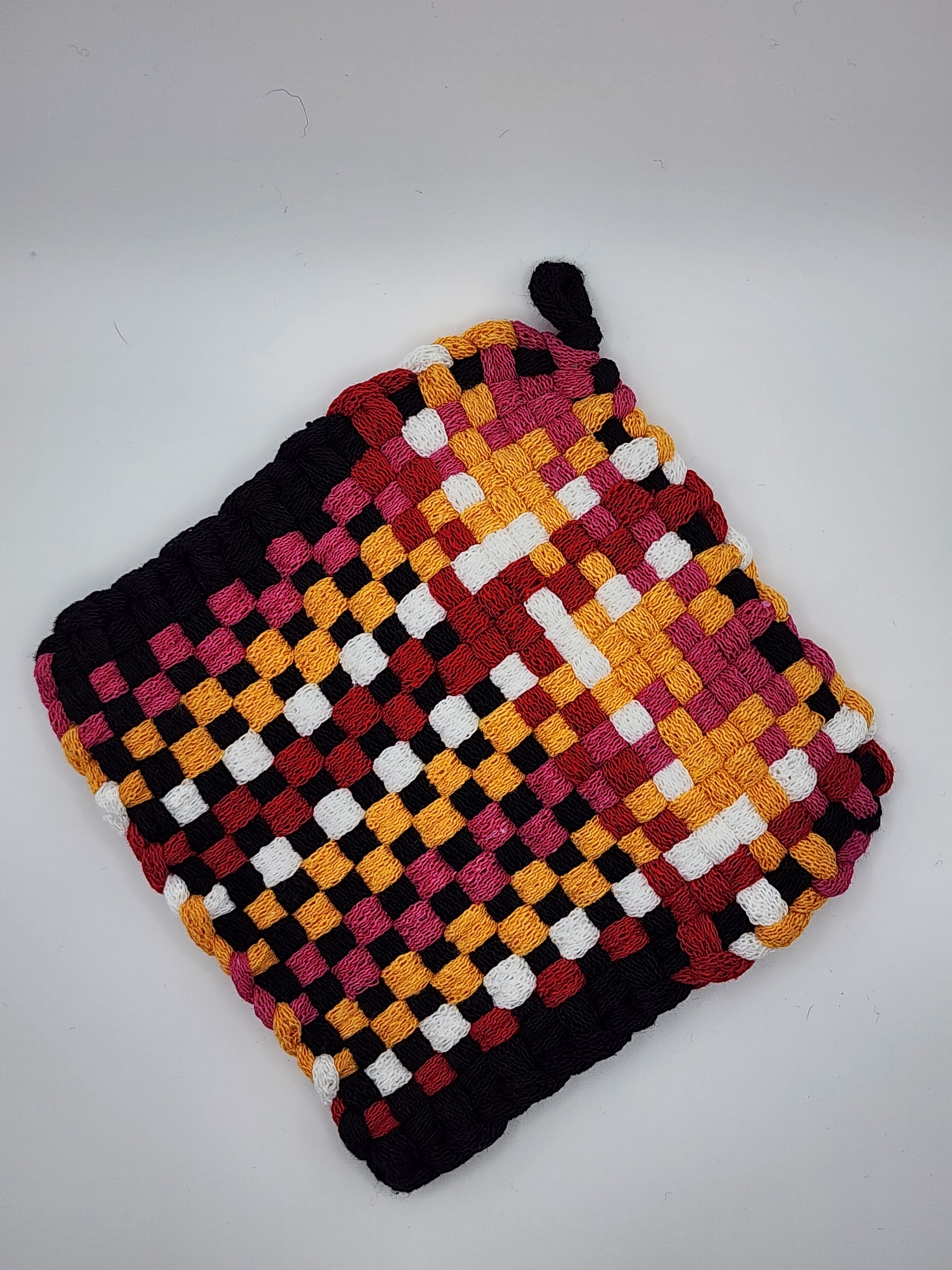 Potholder Pair - Cobbler À La Mode Pattern in Orange Red and Pink