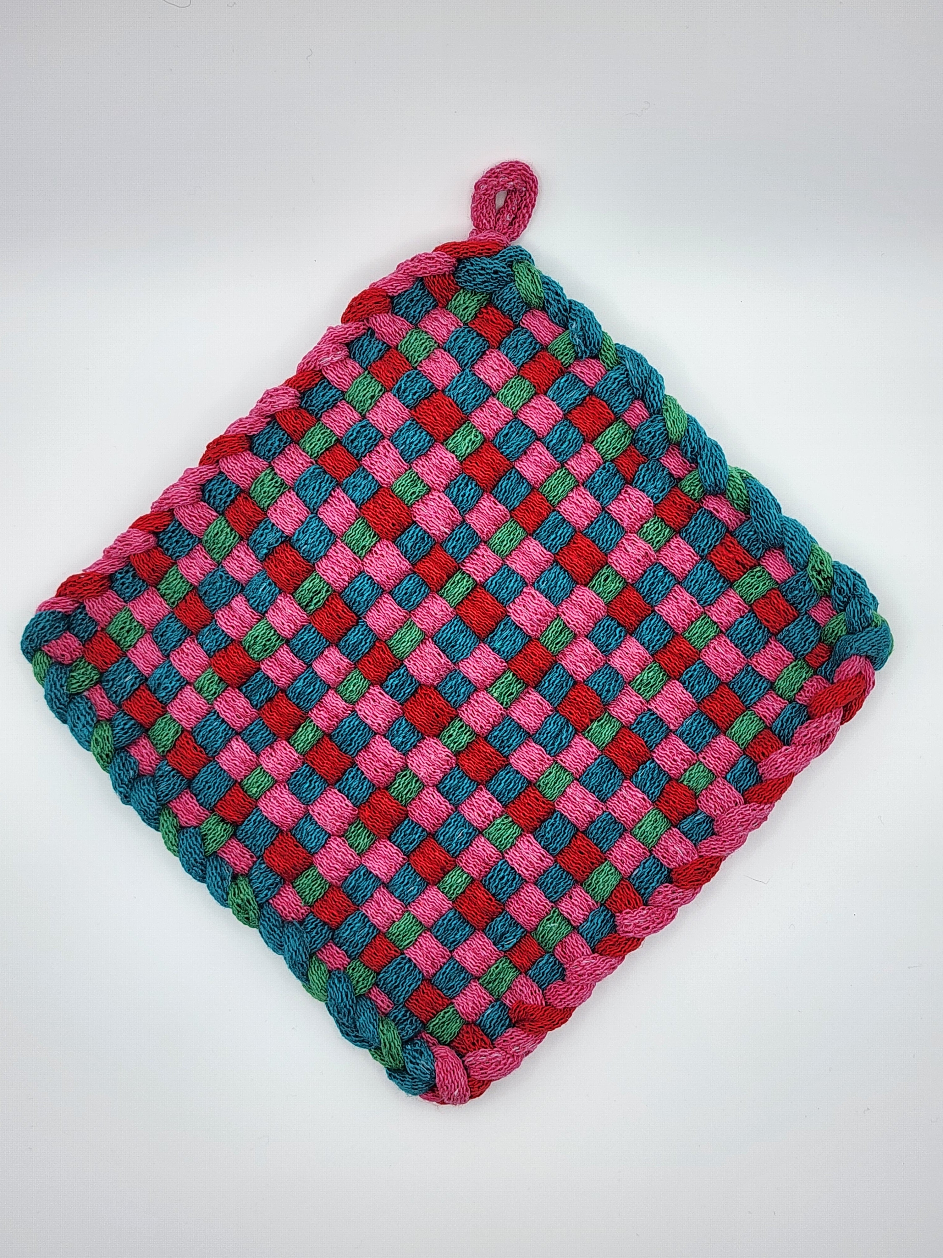 Potholder Pair - Christmas Lights Pattern